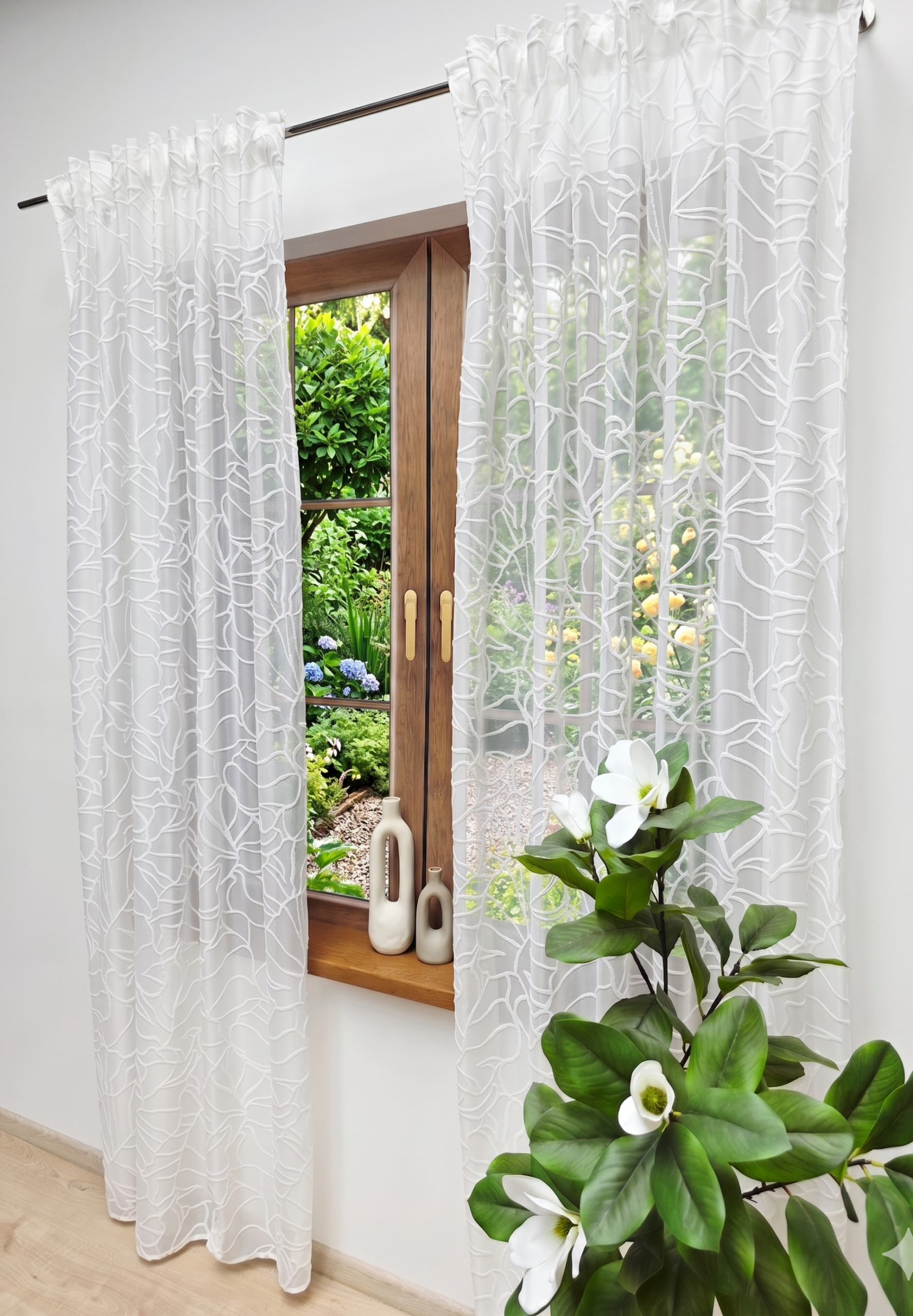 96f57eaff5040c6556c0df71b7de8a7a.png Firana Gotowa KARI 140x250 cm BALKON - obrazek 1